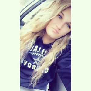 Meet your Posher, Olivia